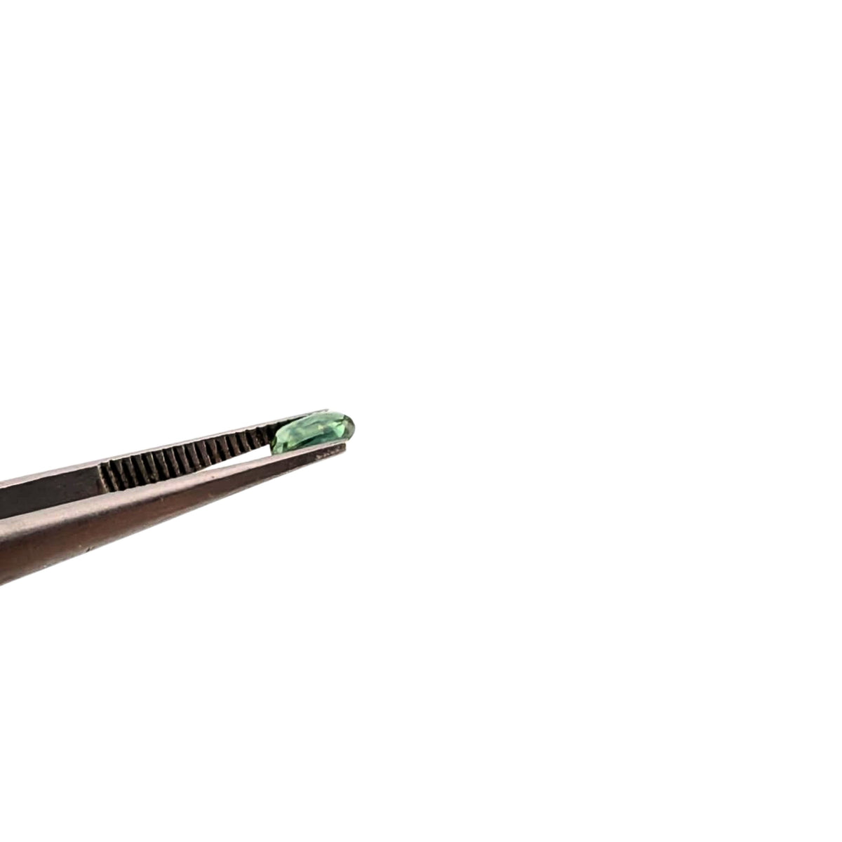 Zafiro Verde Facetado Ovalado 5 x 3 mm
