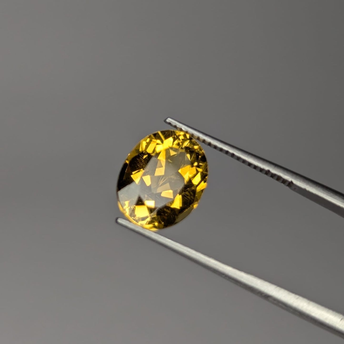 Citrino Facetado Ovalado 10 x 8 mm
