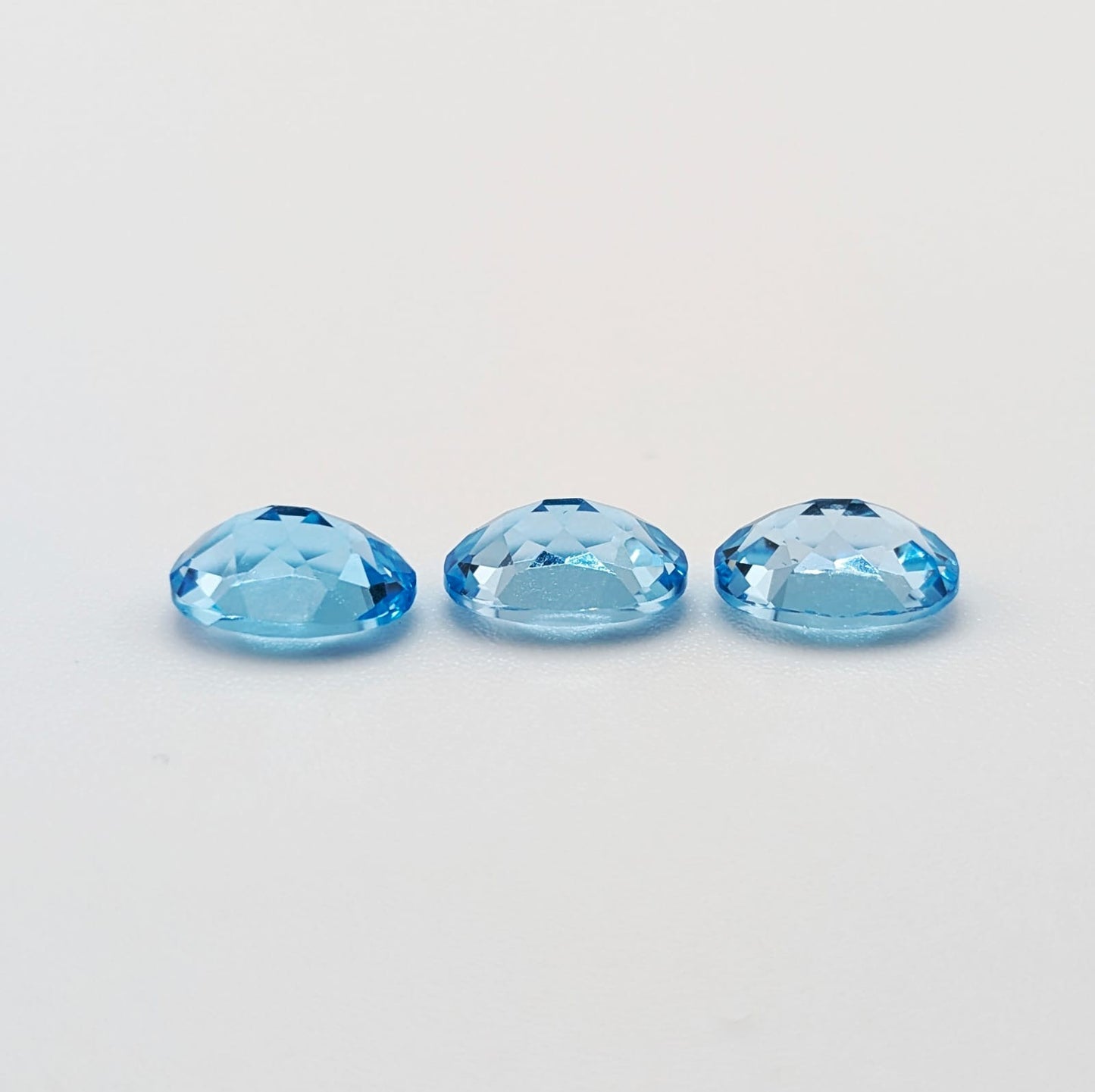 Topacio Azul Suizo Facetado Ovalado 8 x 6 mm