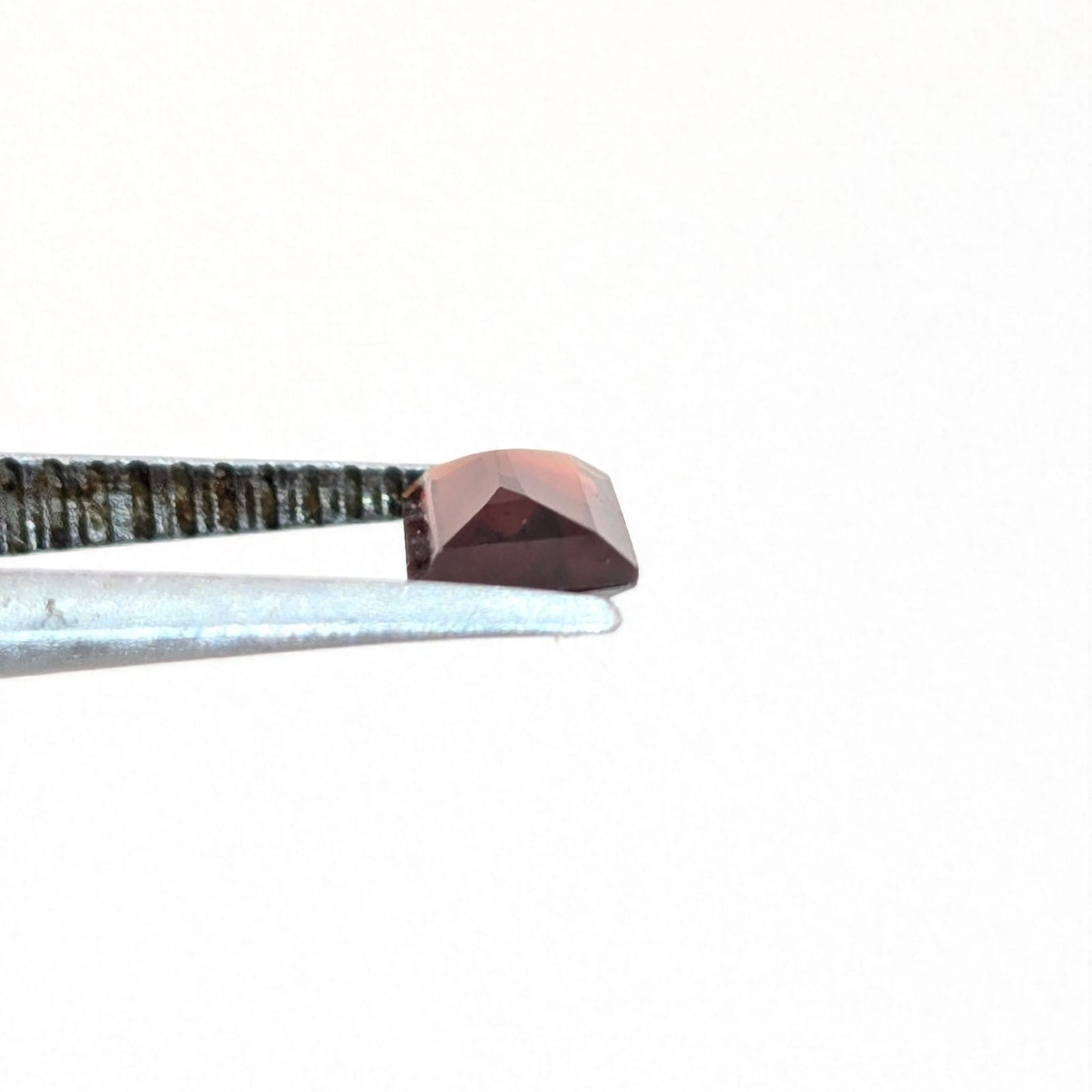 Granate Facetado Baguette 3 mm x 6 mm