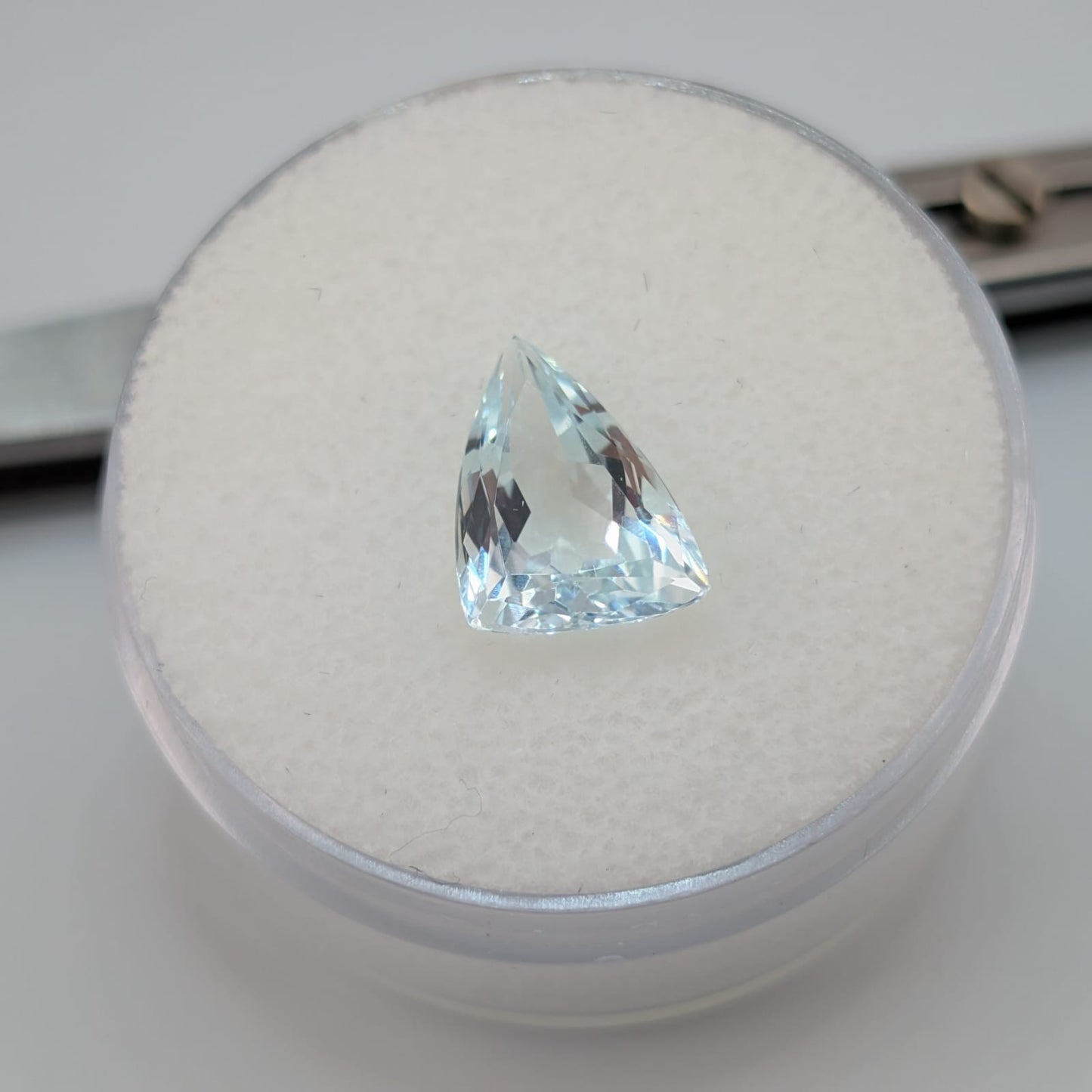 Aguamarina Facetado Triangular 13 mm x 9 mm
