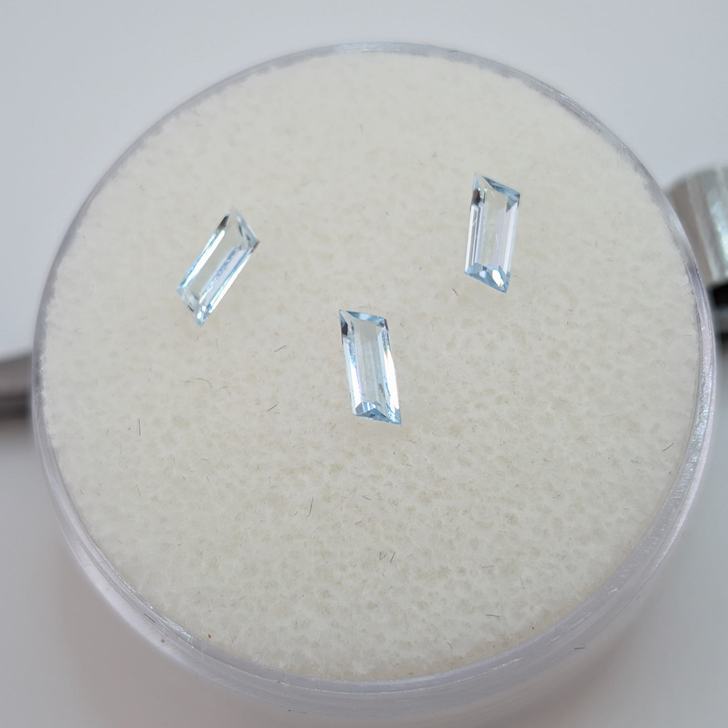 Aguamarina Facetado Forma libre 6 x 2.3 mm