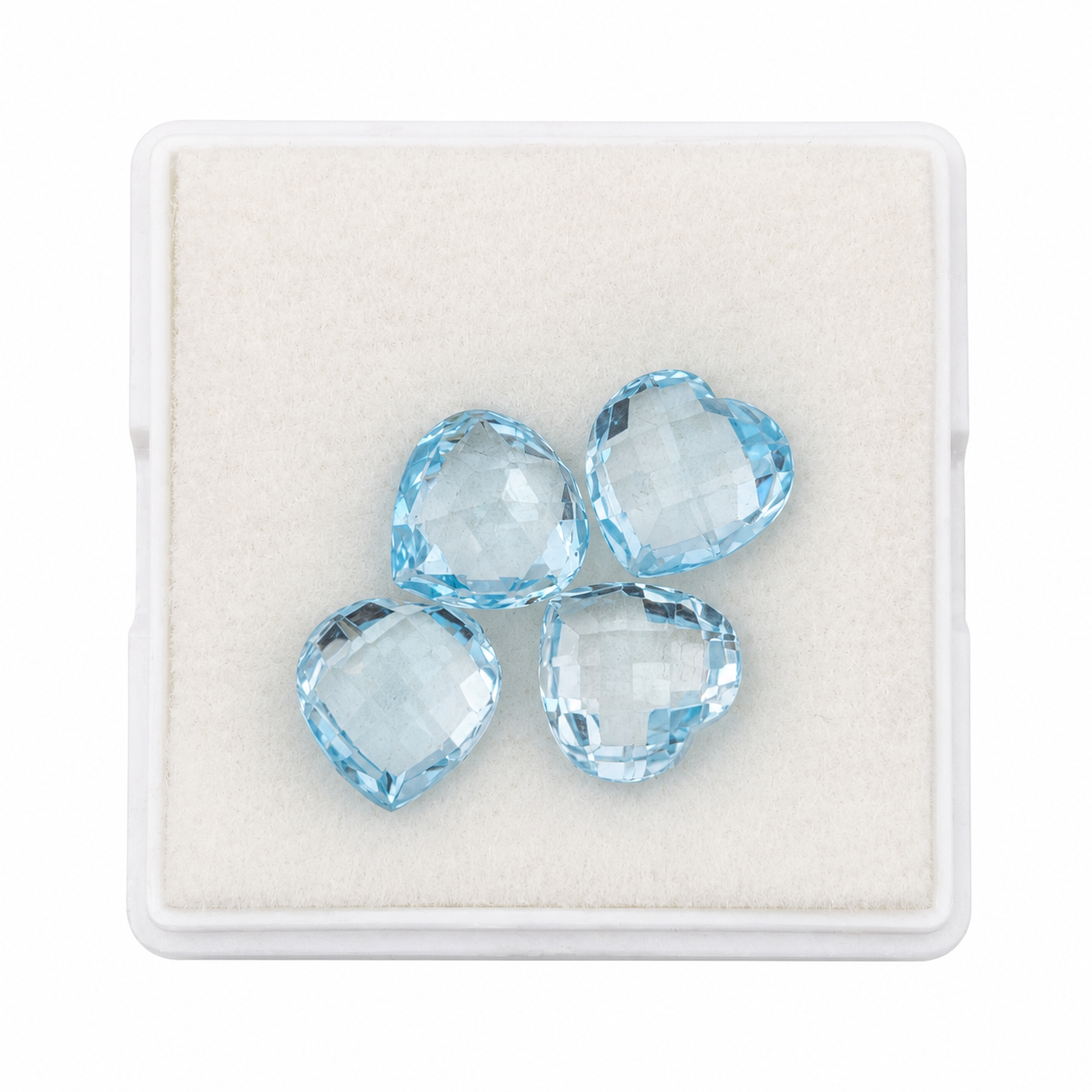 Topacio Swiss Blue Facetado Corazón 10 mm