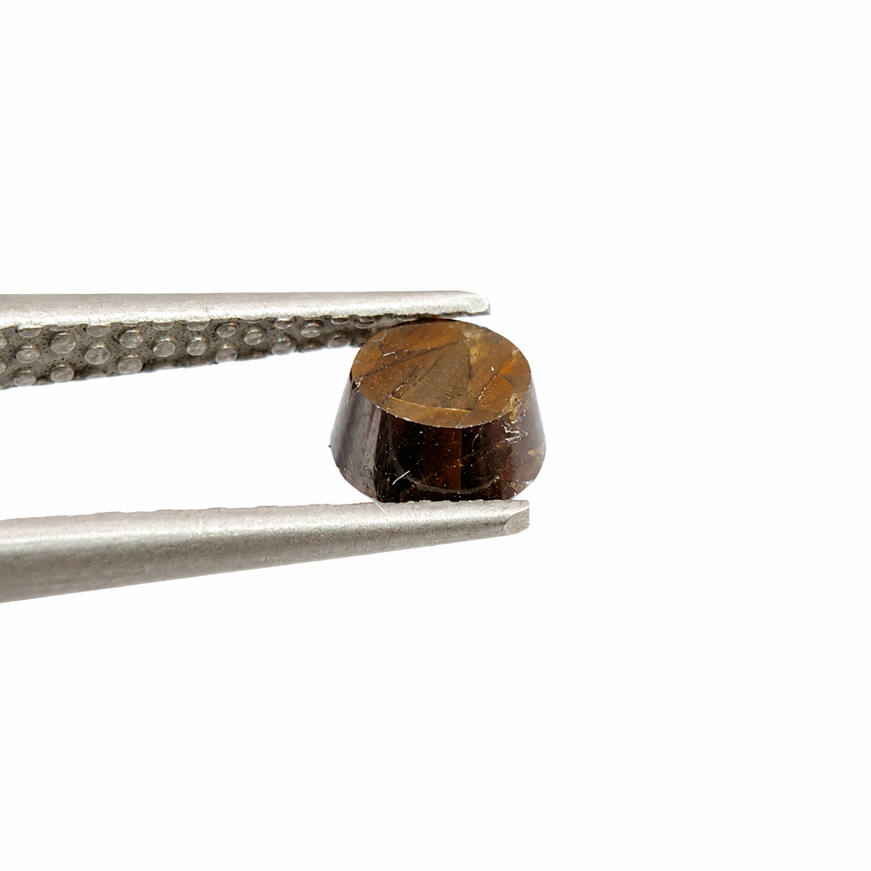 Zafiro Gold Sheen Facetado Redondo 6 mm