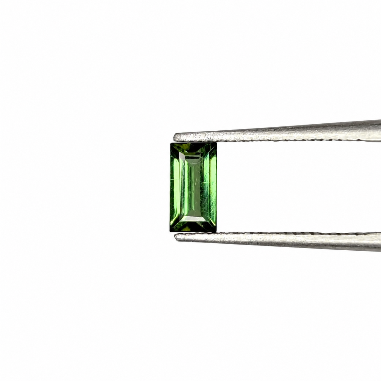 Turmalina Verde Facetado Rectangular 3 x 6 mm