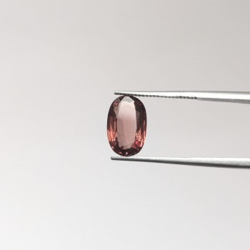Espinela Rojo 10 x 6.54 MM