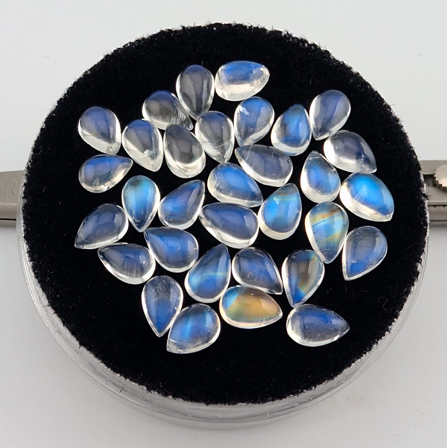 Piedra Luna Arcoiris Cabuchon Gota 4 mm x 6 mm