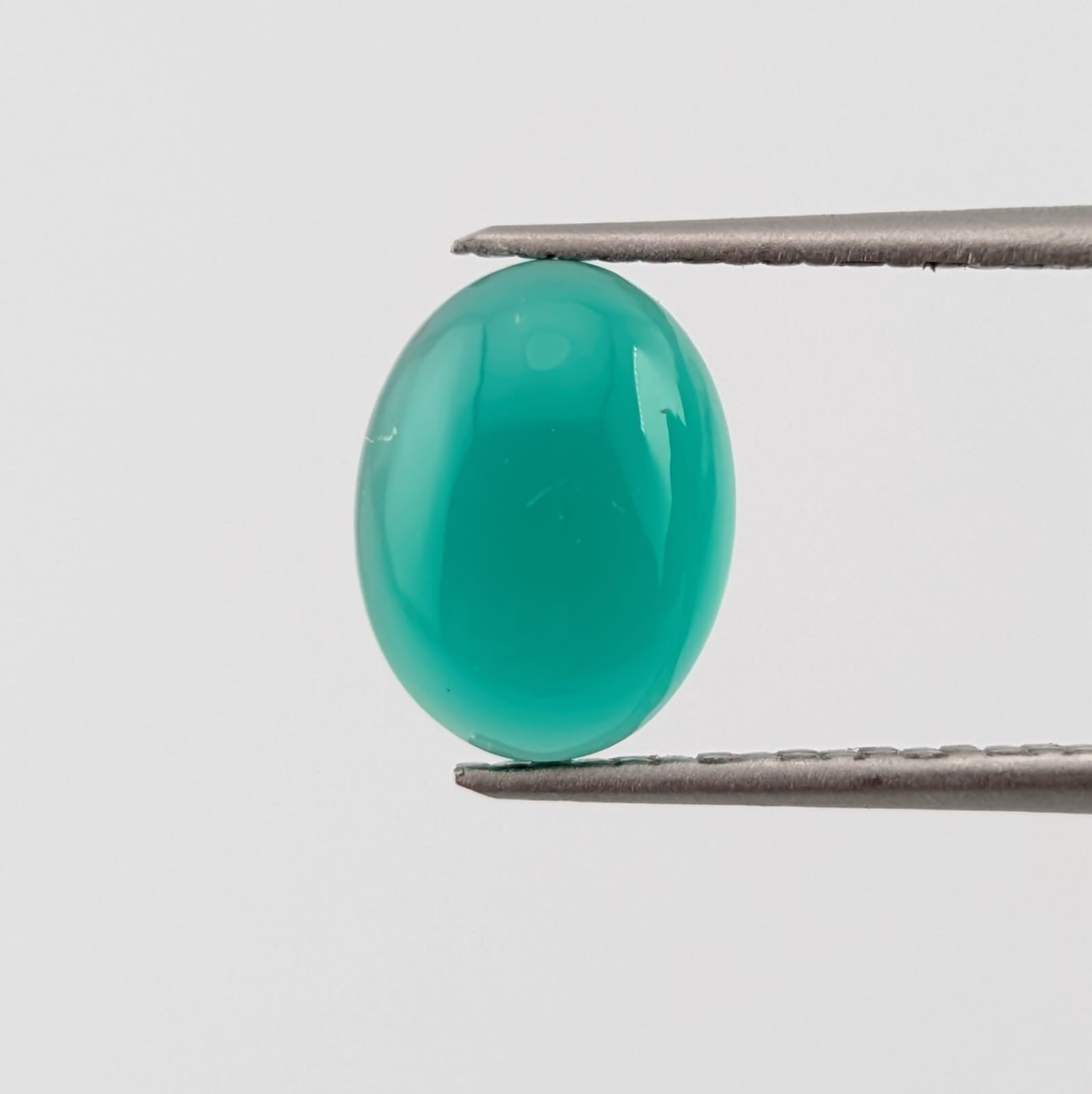Ónix Verde Cabuchon Ovalado 6 mm x 8 mm