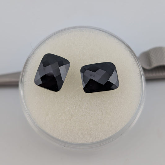 Espinela Negra Facetado Rectángular 8 mm x 10 mm