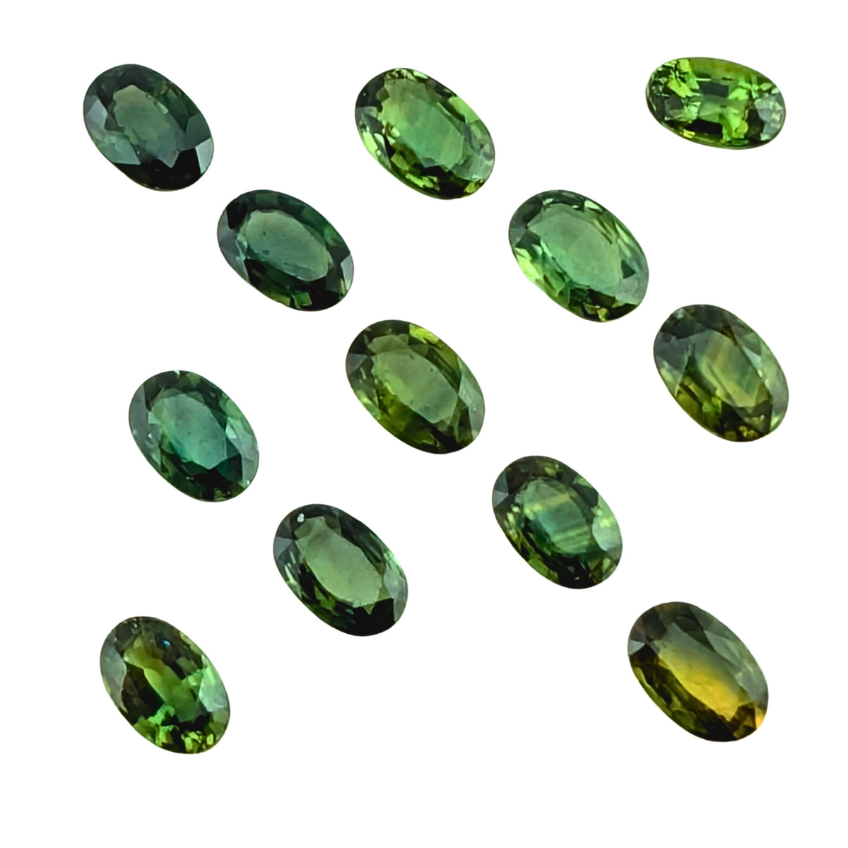 Zafiro Verde Facetado Ovalado 6 x 4 mm