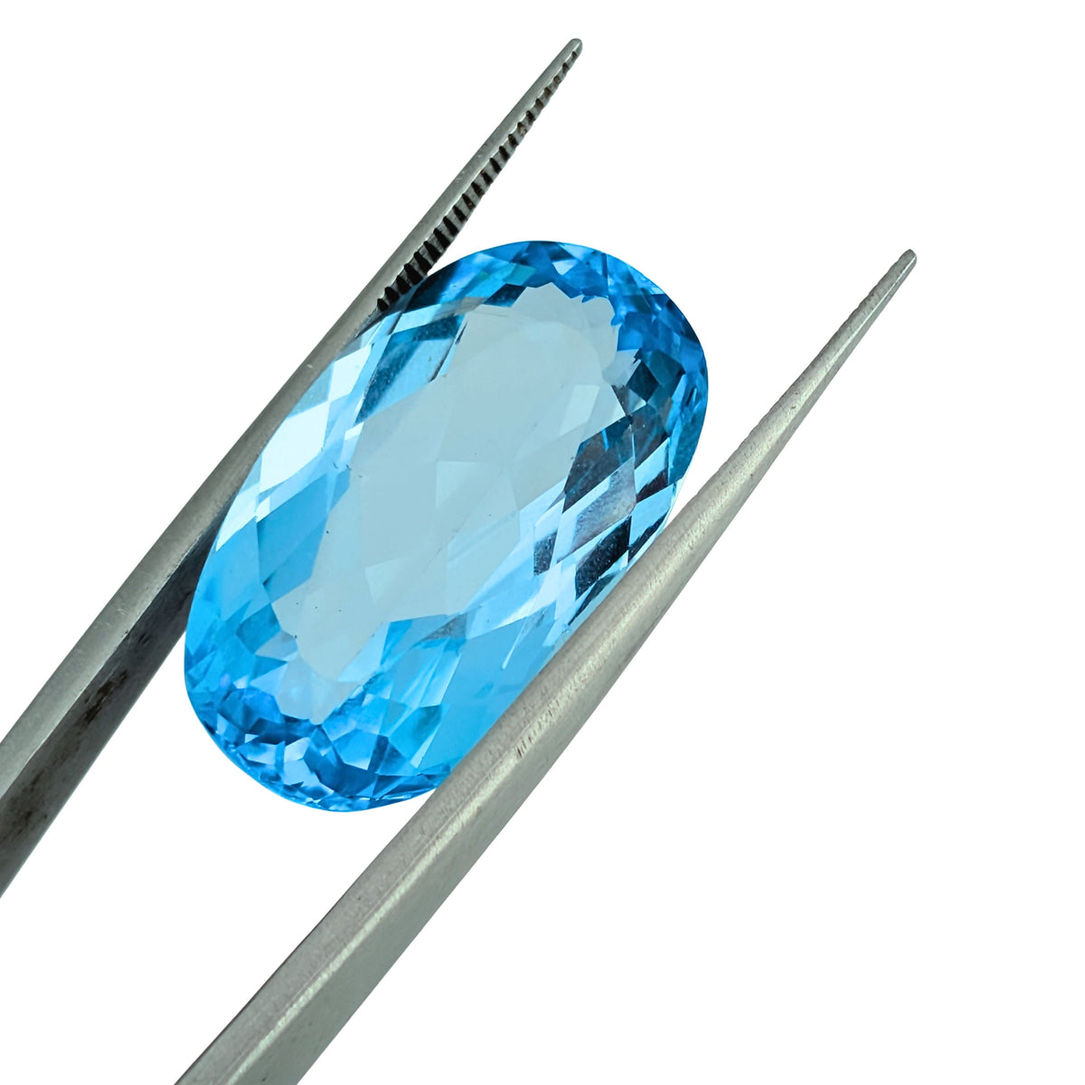 Topacio Swiss Blue Facetado Ovalado 24.7 x 14.5 mm