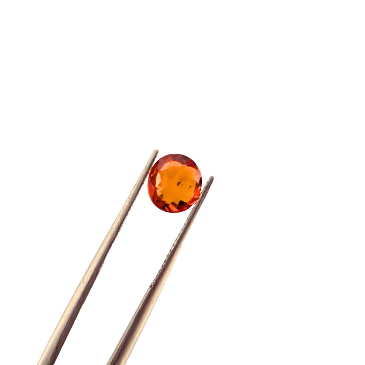 Zafiro Anaranjado Facetado Ovalado 6 x 5.5 mm