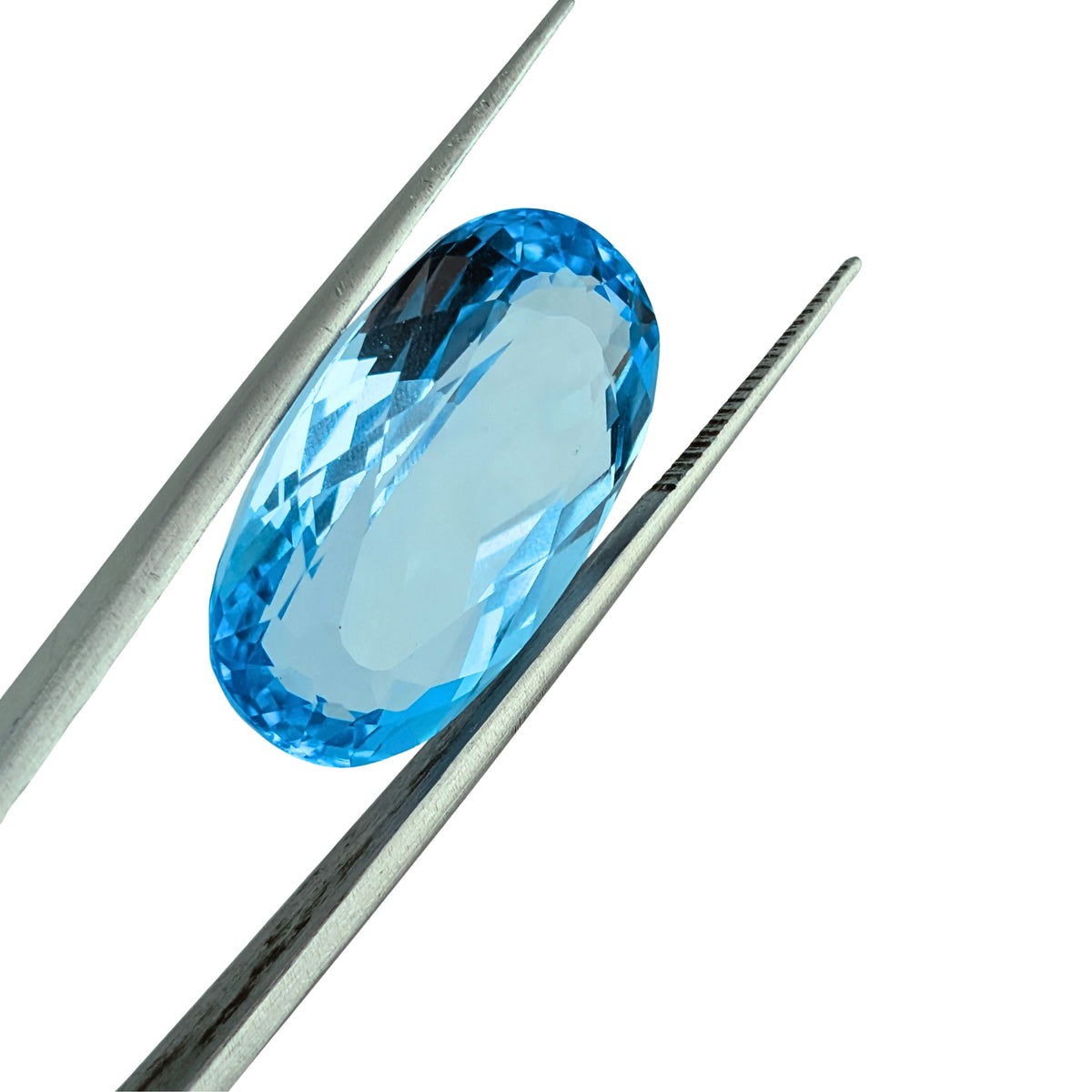 Topacio Swiss Blue Facetado Ovalado 24.7 x 14.5 mm