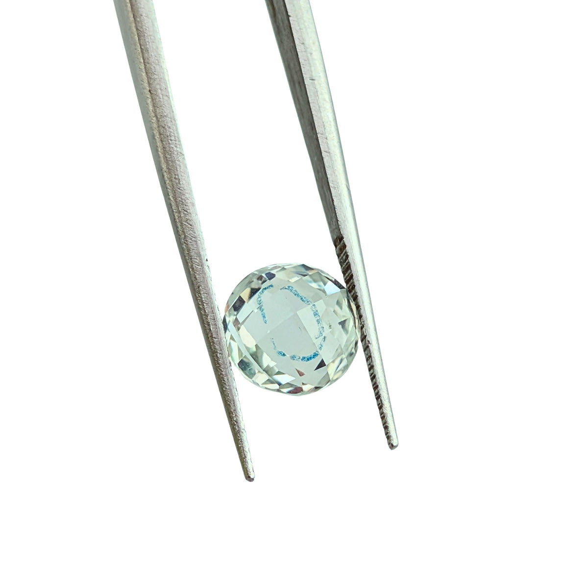 Prasiolita Facetada Corte Checkerboard Forma Libre 8.1 mm