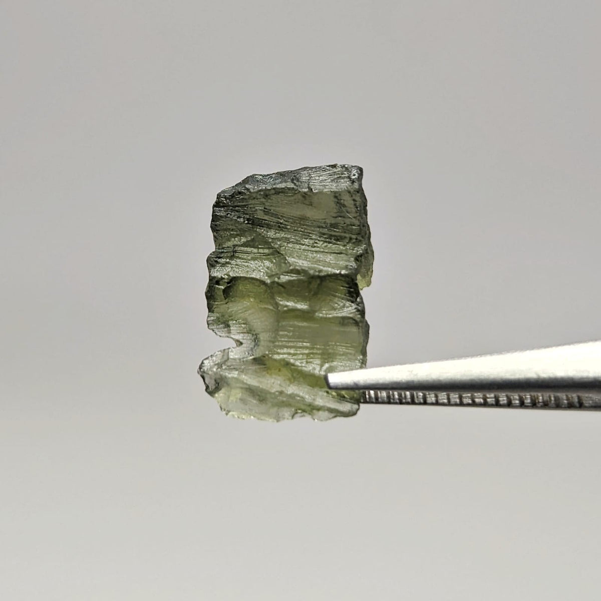 R-MOF13