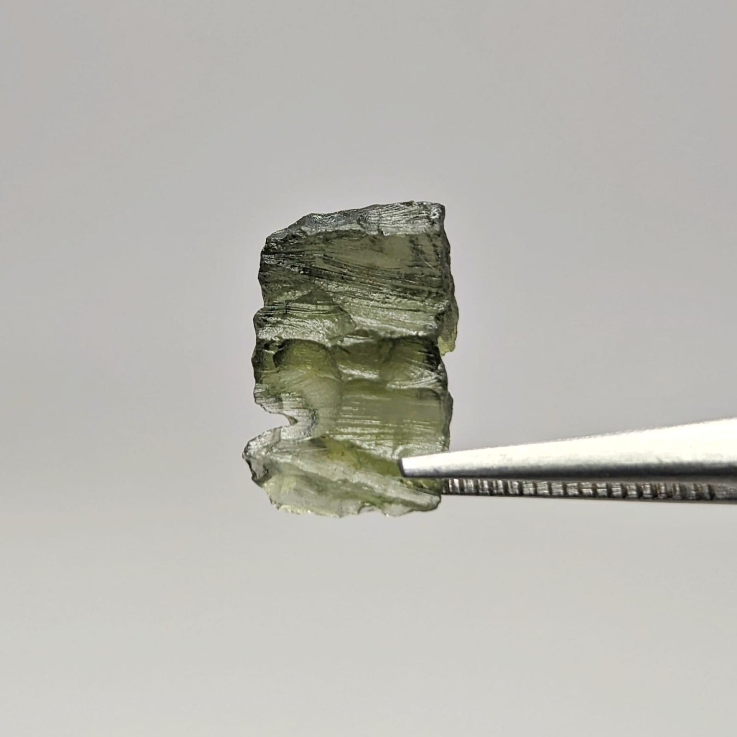 R-MOF13
