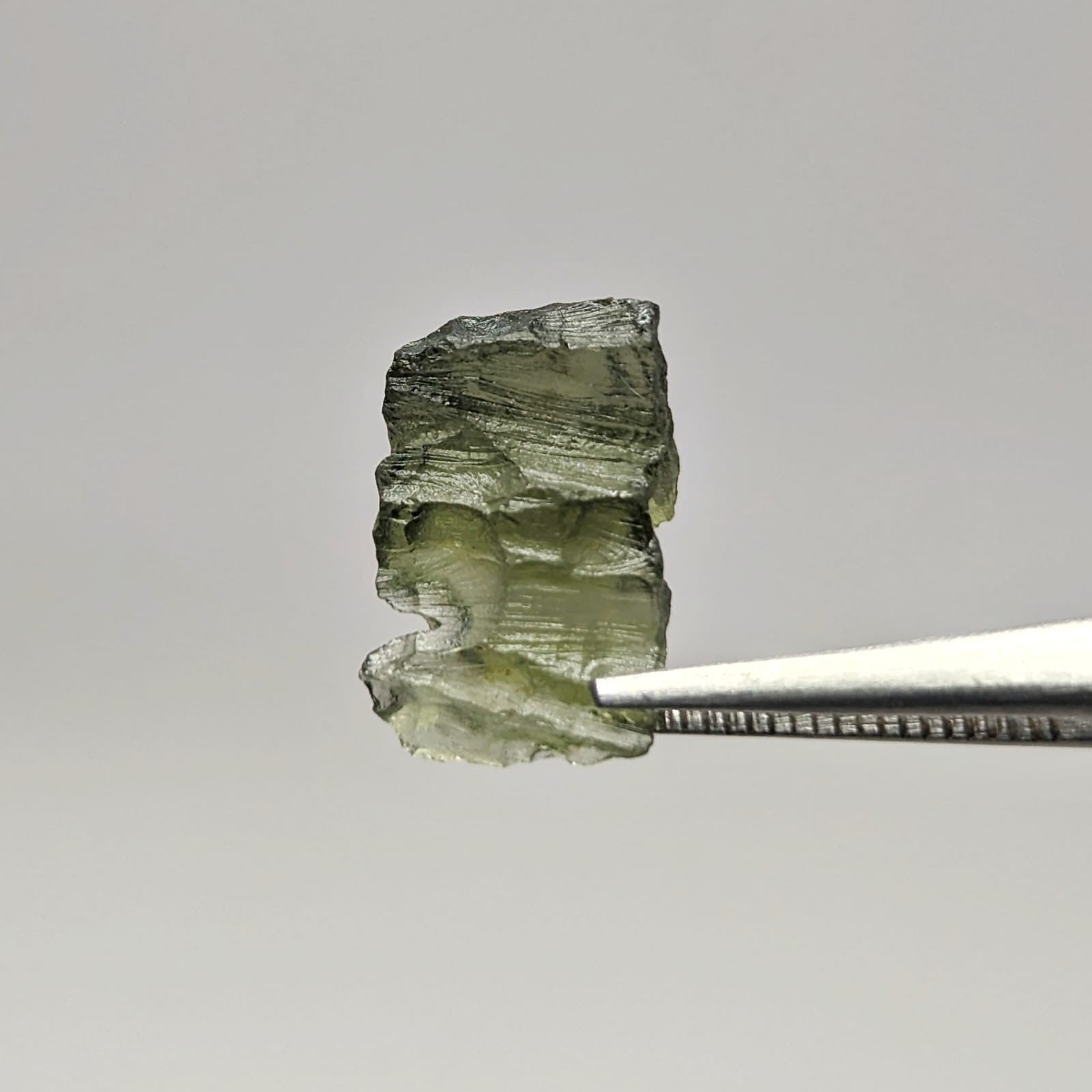 R-MOF13