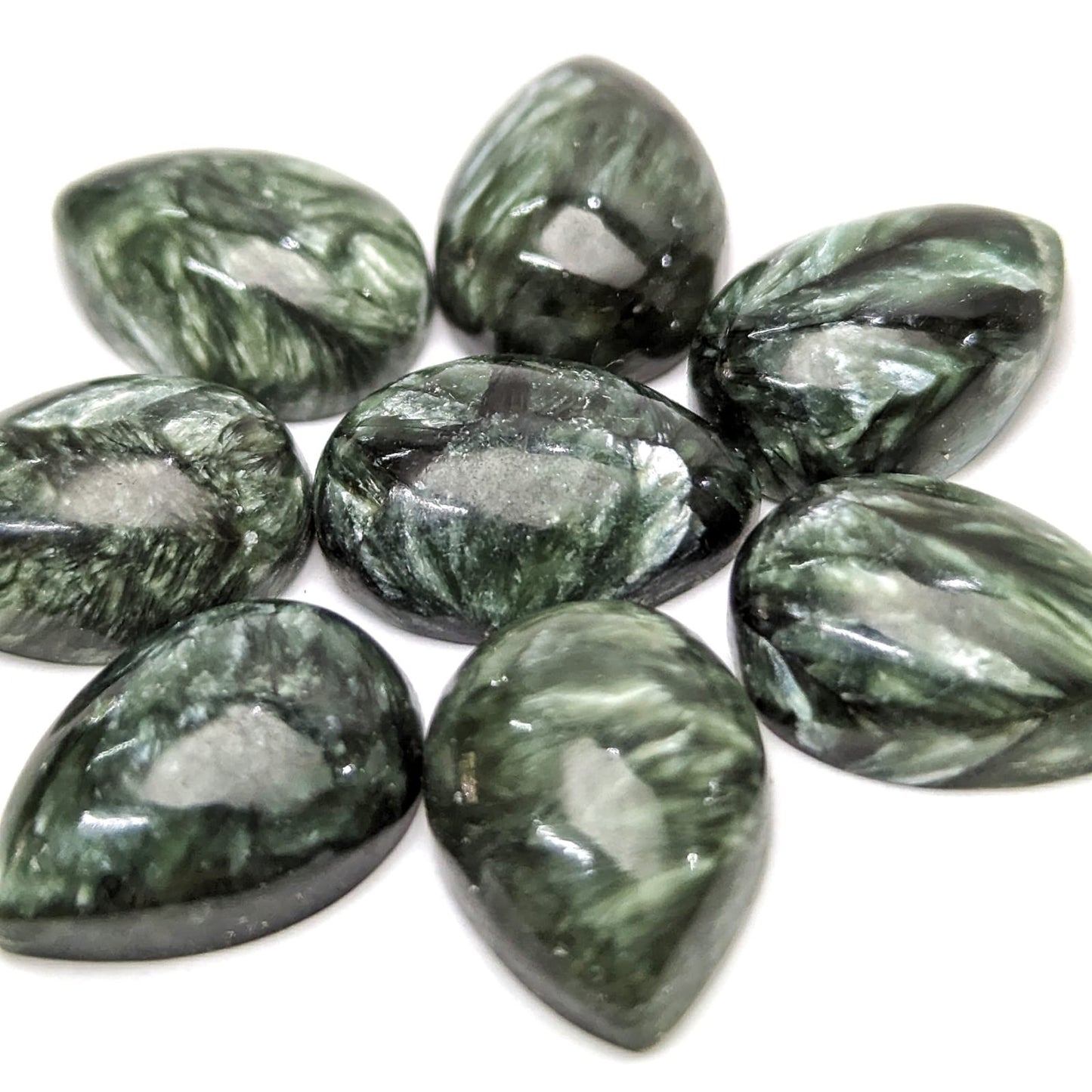 Serafinita Cabuchon Gota 14 mm x 10 mm