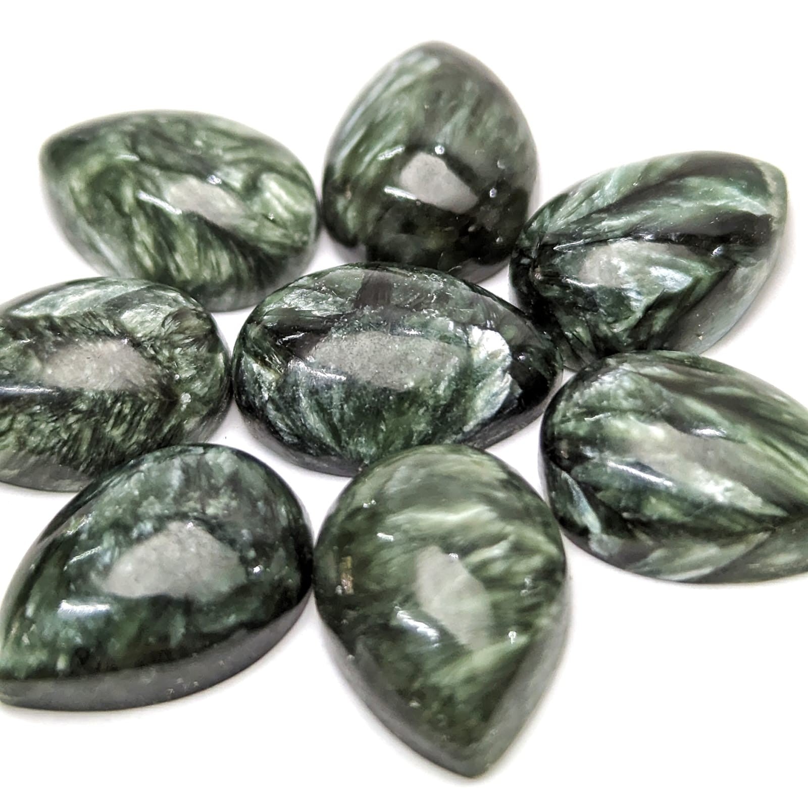 Serafinita Cabuchon Gota 14 mm x 10 mm