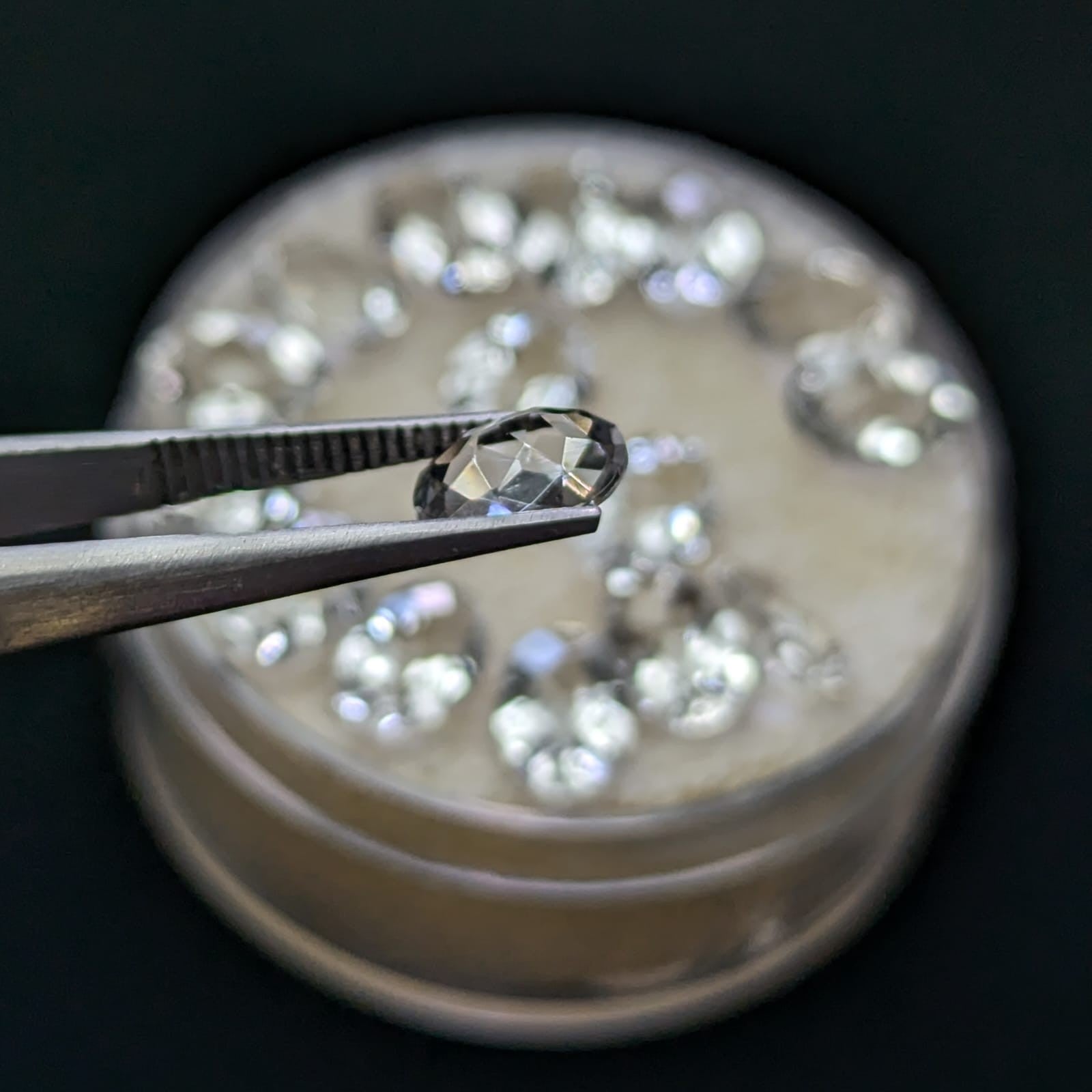 Cuarzo Blanco Facetado Ovalado 4 mm x 7 mm