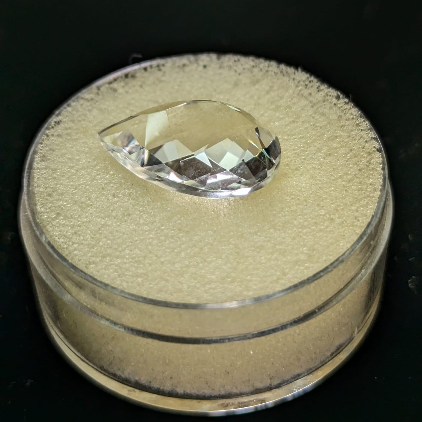 Cuarzo Blanco Facetado Gota 18 x 13 mm