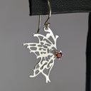 Aretes de Mariposa con Granate