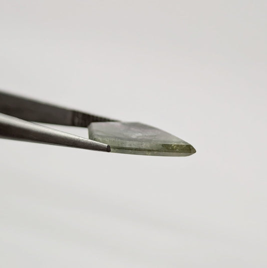 Turmalina Liddicoatita Rodajas Deltoide 15.1 mm x 12.12 mm