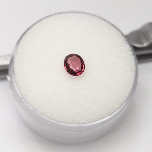 Espinela Rojo 64 X 55 Mm