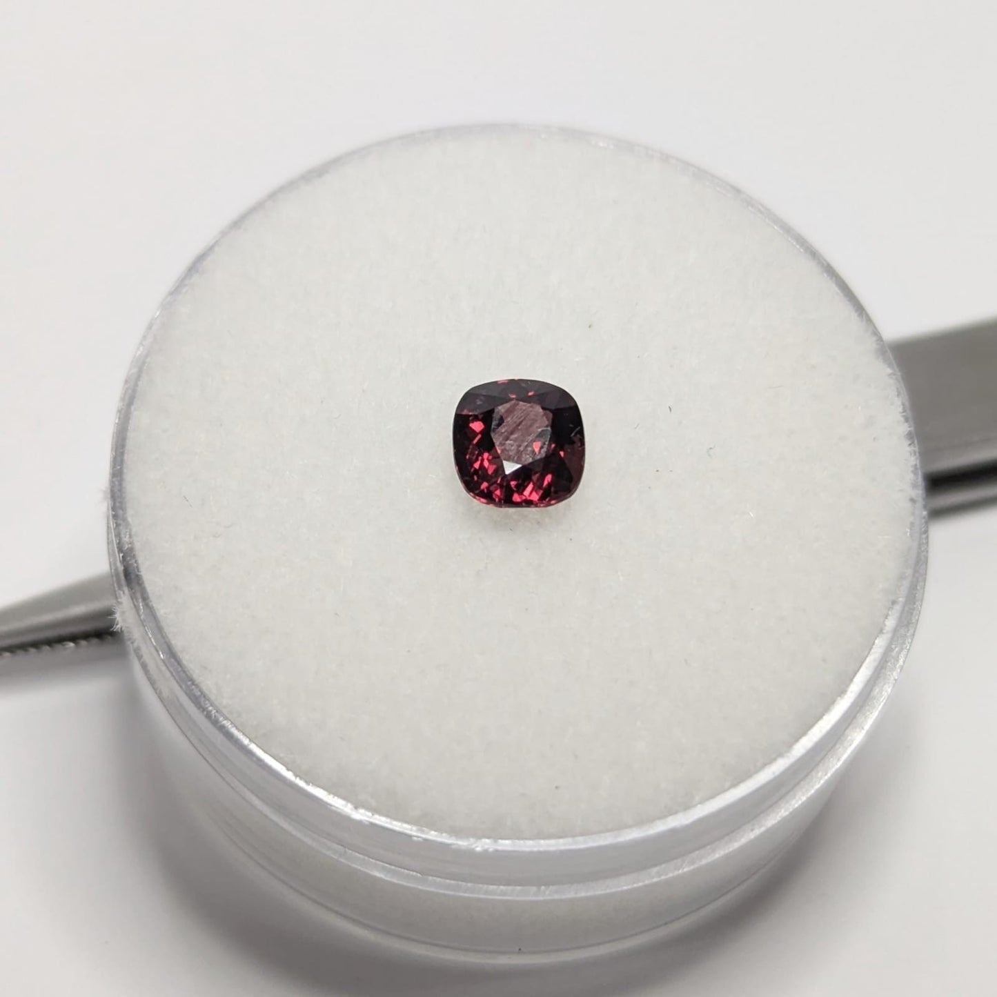 Espinela Rojo 6.12 x 5.6 mm