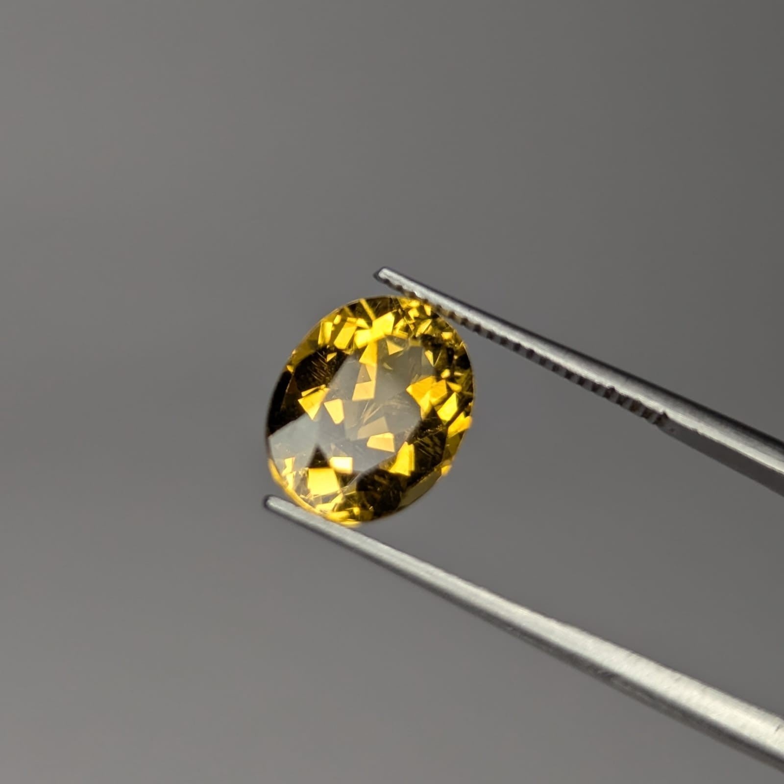 Citrino Facetado Ovalado 10 x 8 mm