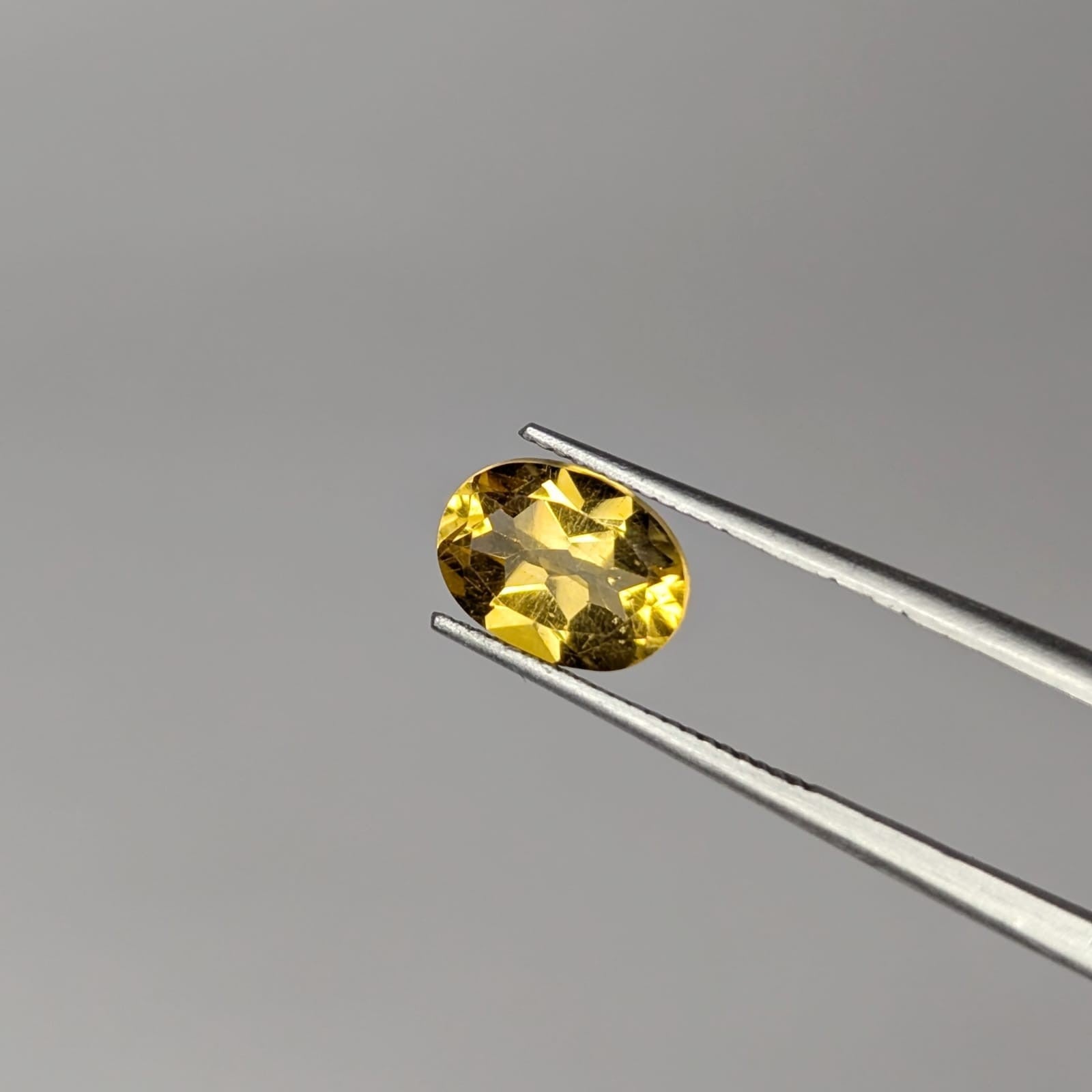 Citrino Ovalado 8 x 6 mm