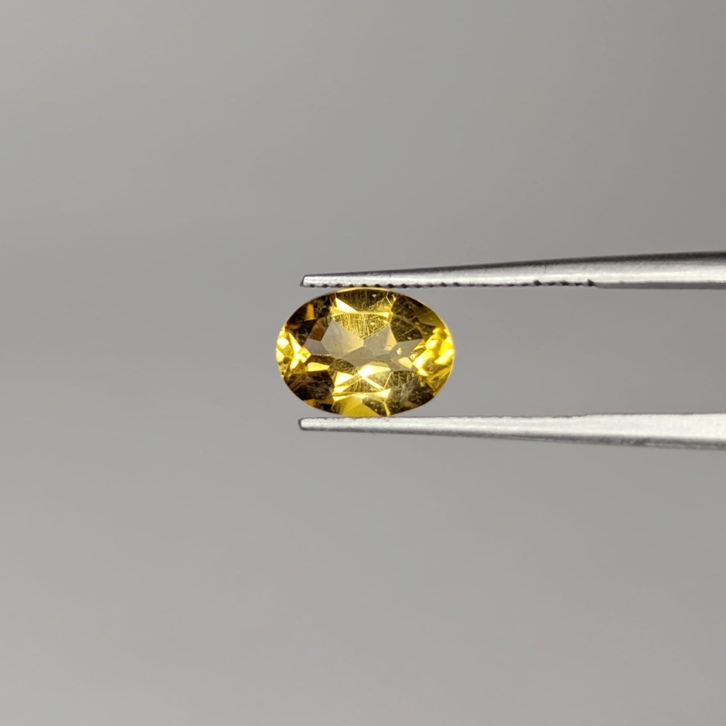 Citrino Ovalado 8 x 6 mm
