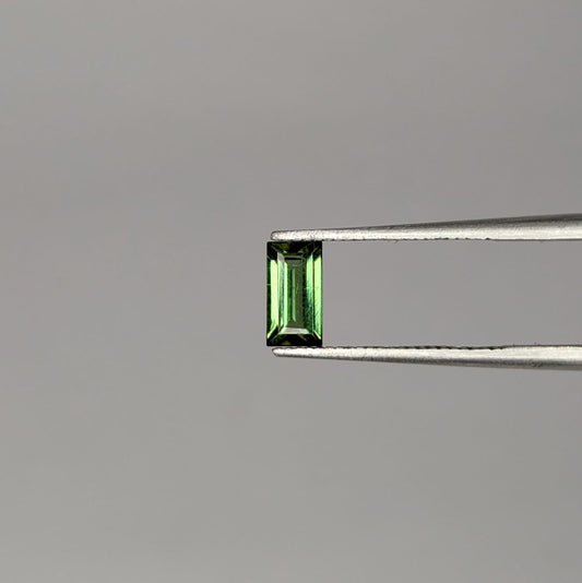 Turmalina Verde Facetado Rectangular 3 x 6 mm