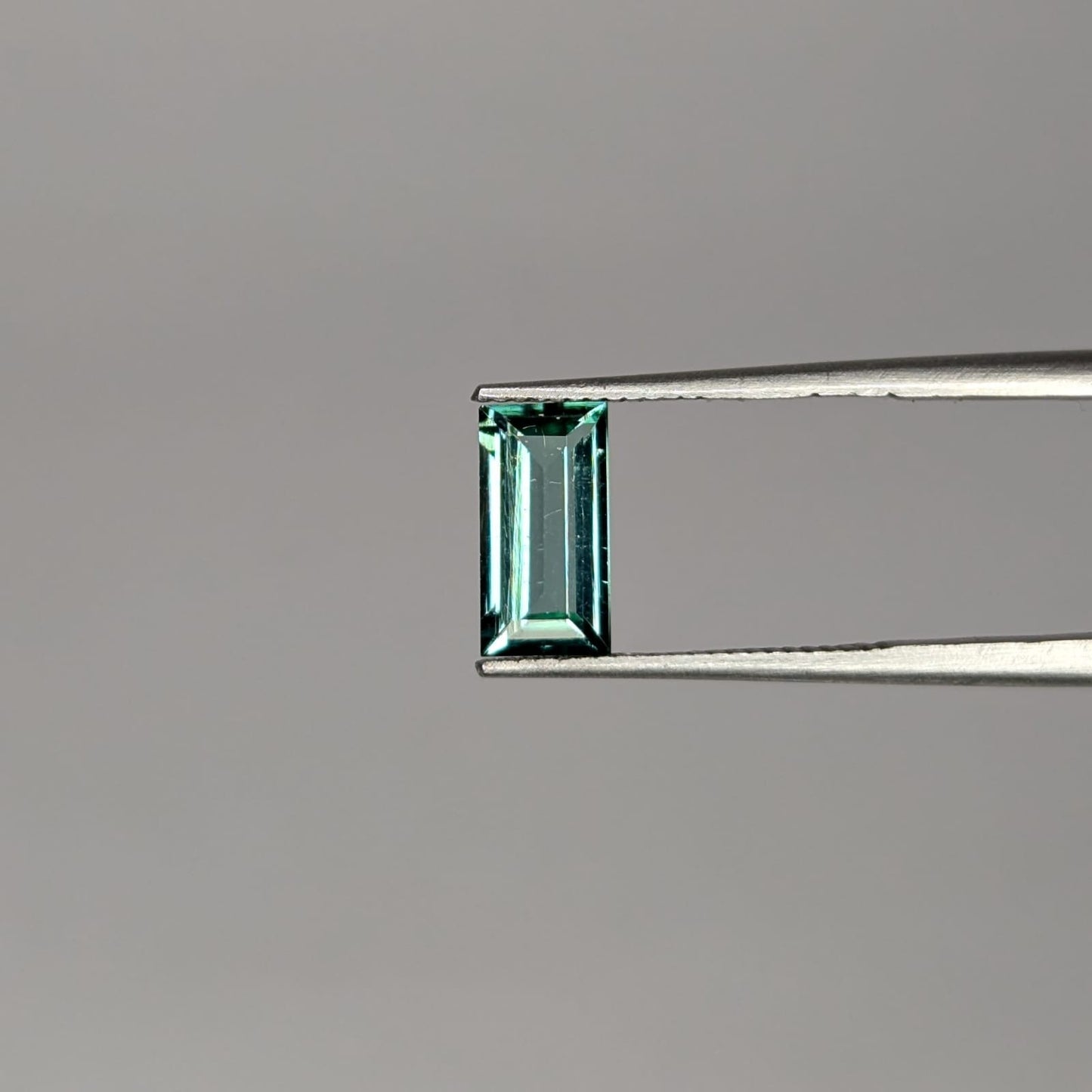Turmalina Indicolita Facetado Rectangular 8 mm x 4 mm