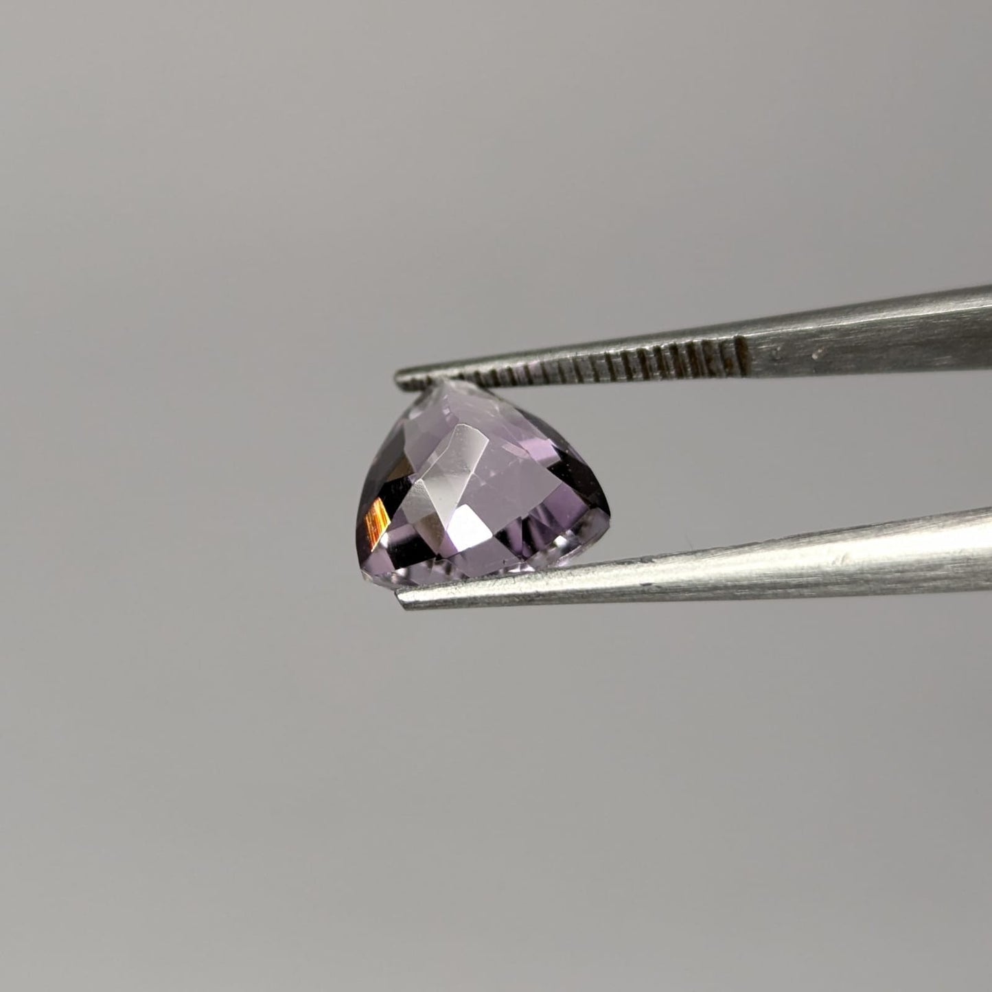 Amatista Lavanda Facetado Trilliant 9 mm