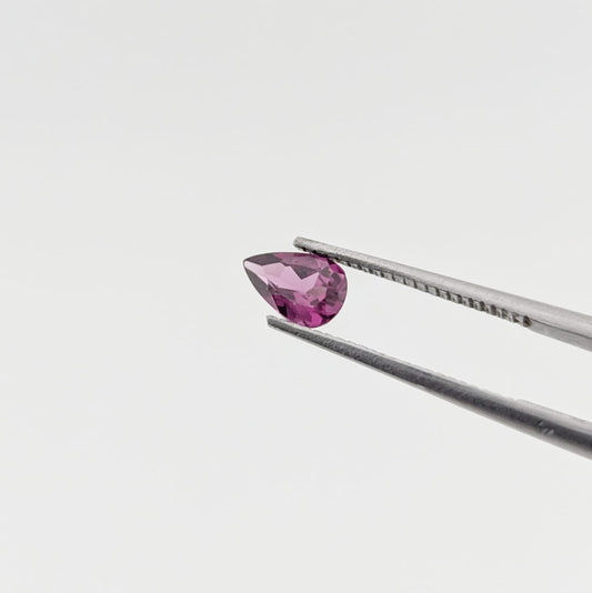 Rodolita Facetado Gota 4 mm x 6 mm