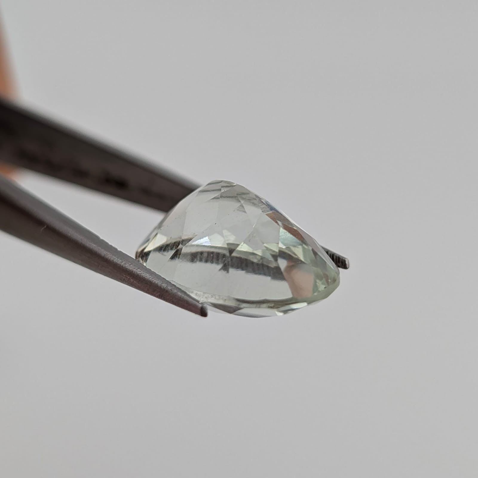 Prasiolita Facetado Ovalado 18 mm x 13 mm