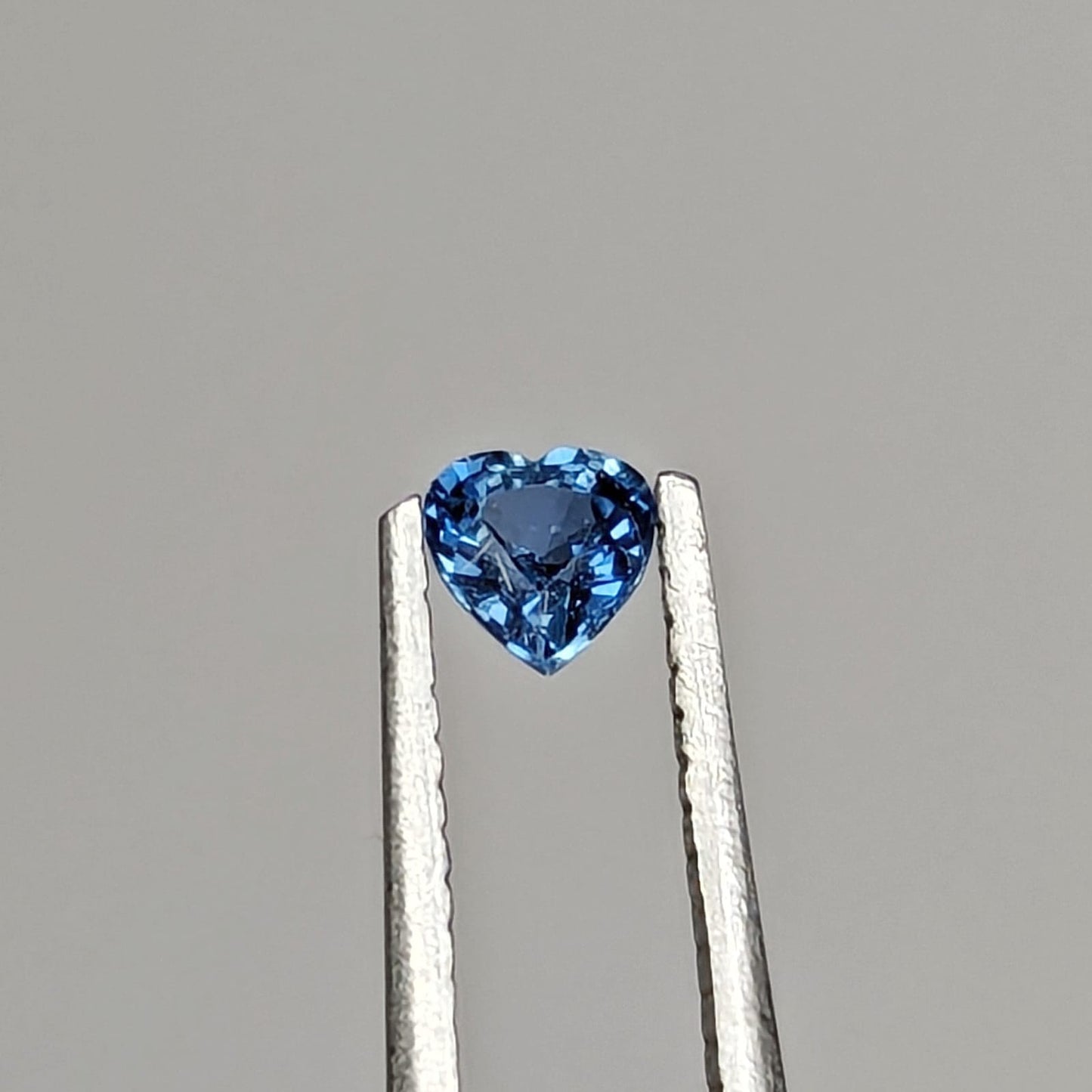 Zafiro Azul Facetado Corazón 3 mm