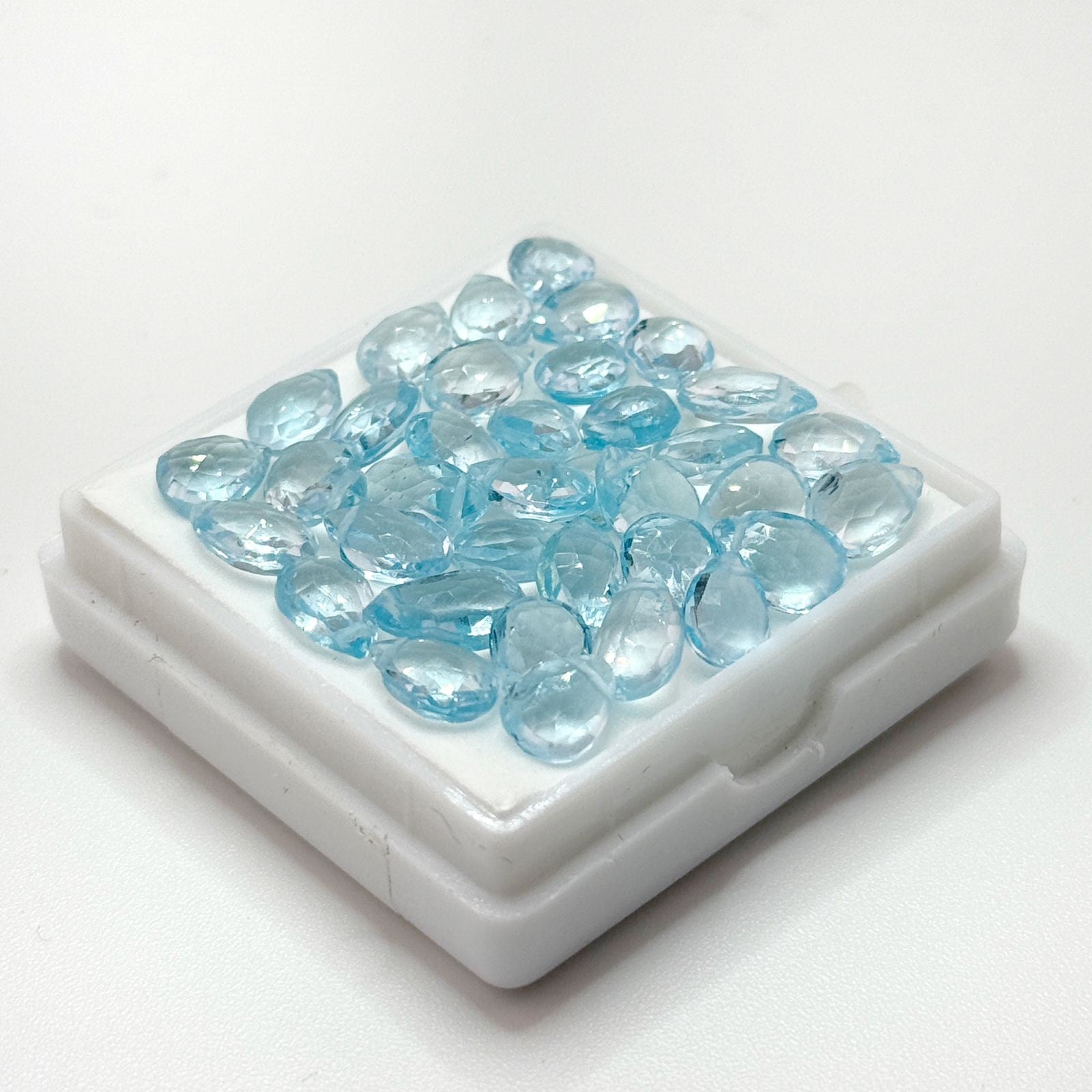 Briolette de Topacio Swiss Blue 7 x 5 mm