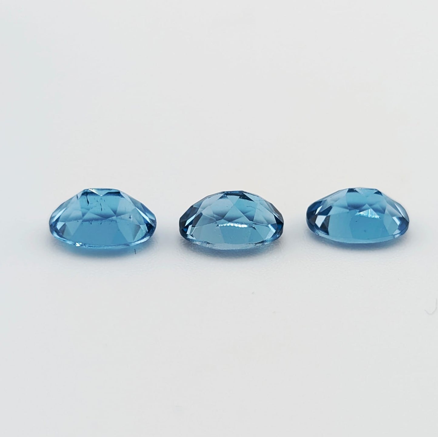 Topacio Azul London Facetado Ovalado 8 x 6 mm