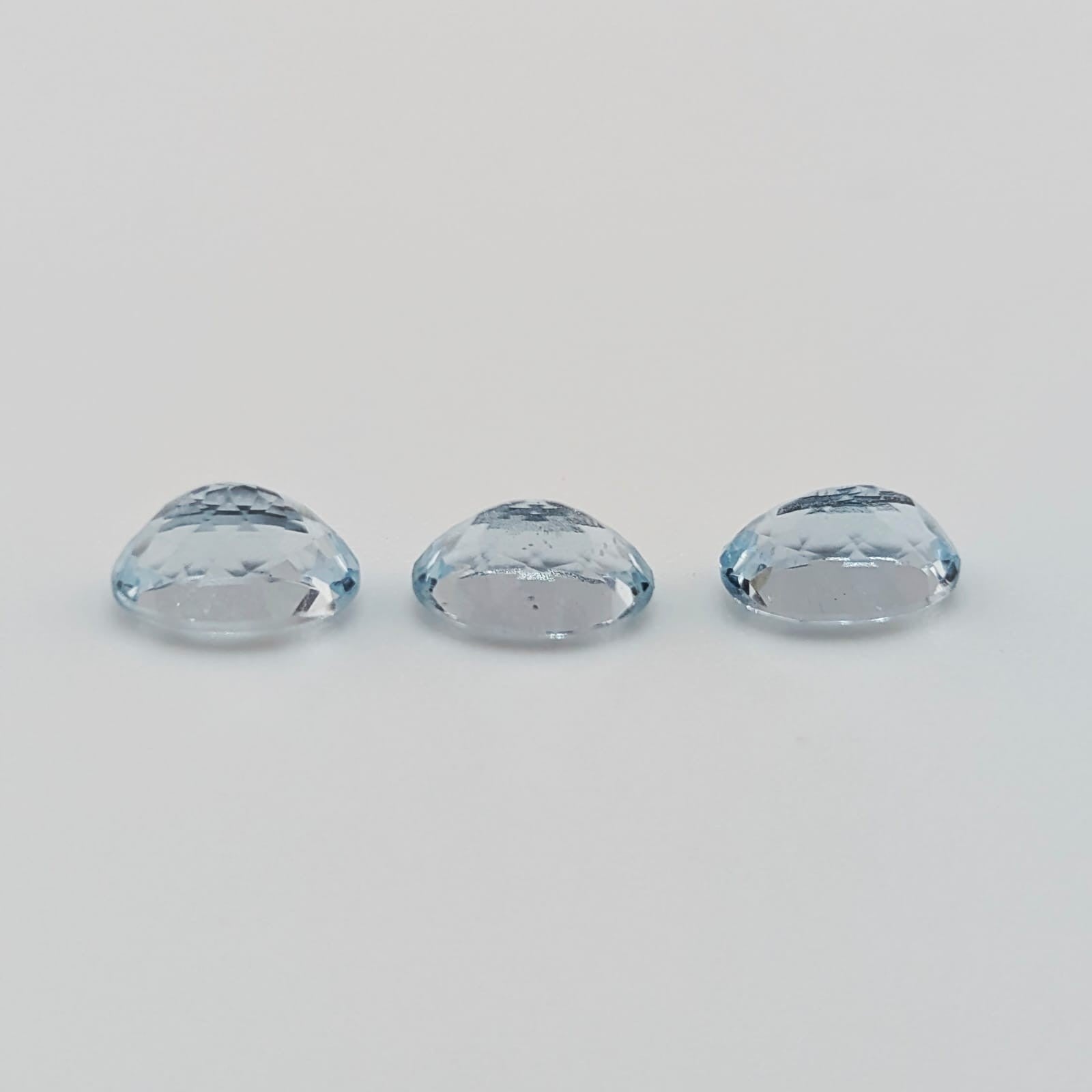 Aguamarina Facetado Ovalado 5 mm x 7 mm