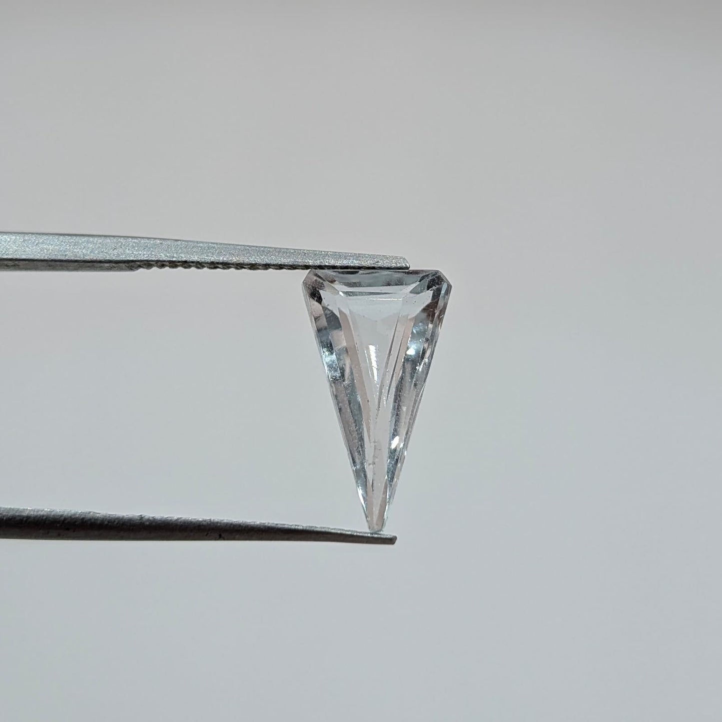 Aguamarina Facetado Triangular 12 mm x 6.8 mm