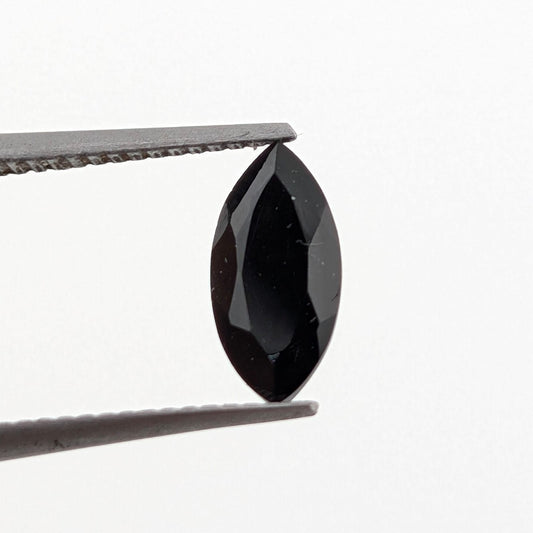Ónix Negro Facetado Marqueza 4 mm x 8 mm