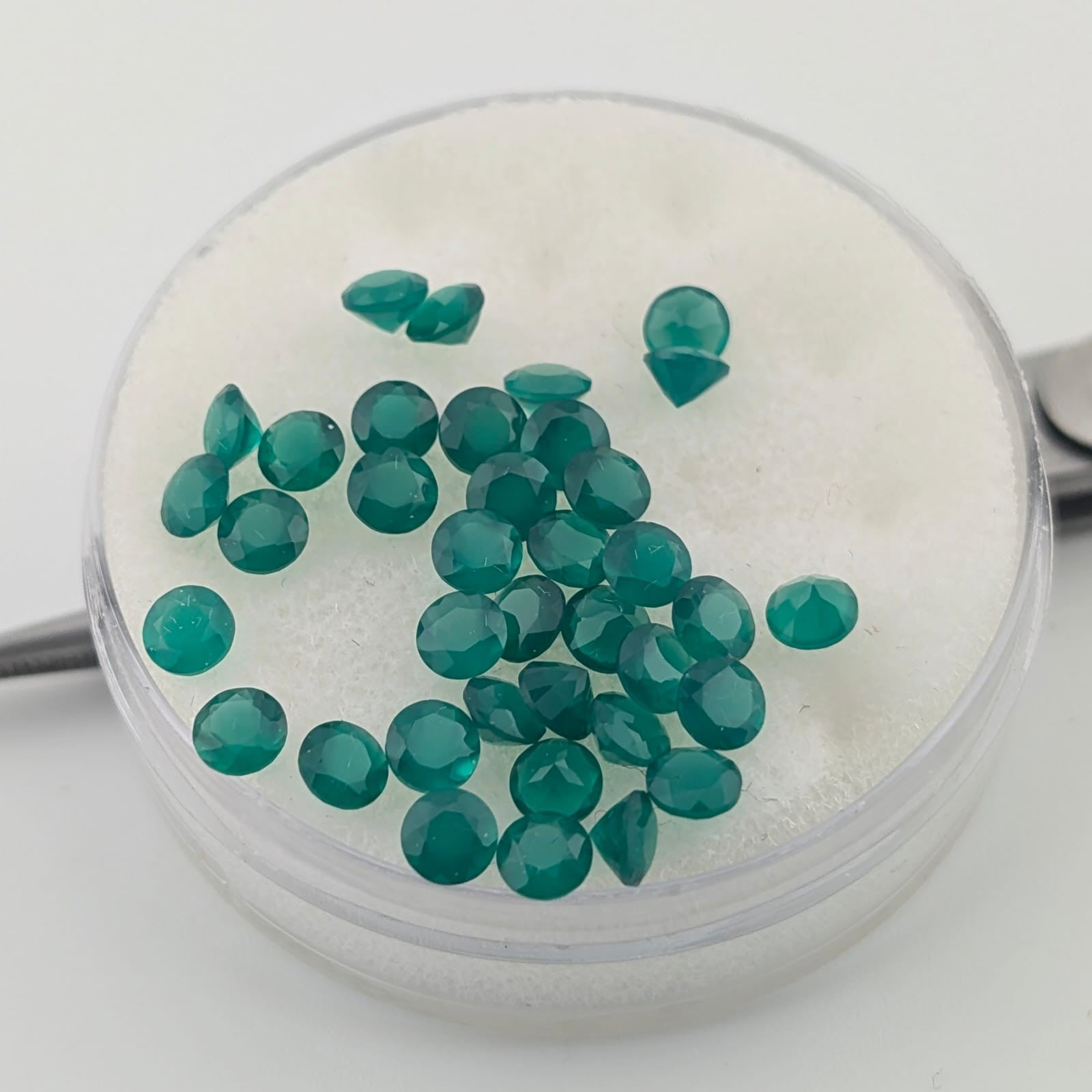Ónix Verde Facetado Redondo 4 mm