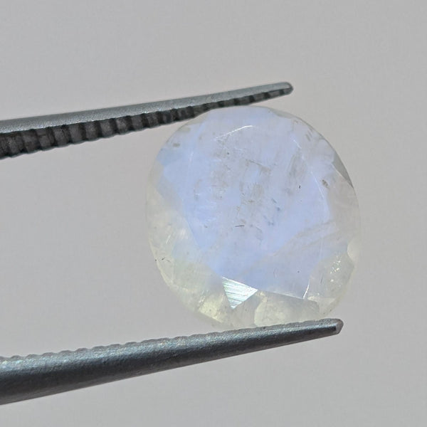 Piedra Luna Arcoiris Facetado Ovalado 10 x 8 mm