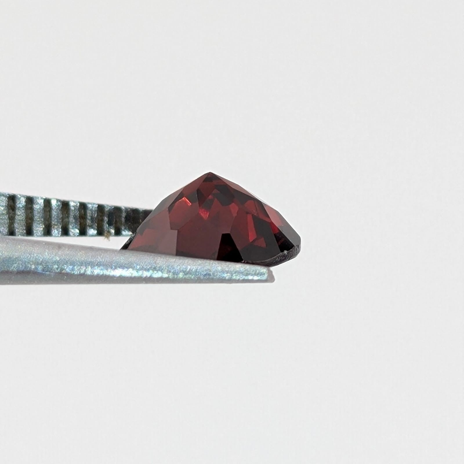 Granate Facetado Redondo 6 mm
