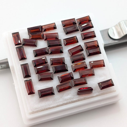 Granate Facetado Baguette 3 mm x 6 mm
