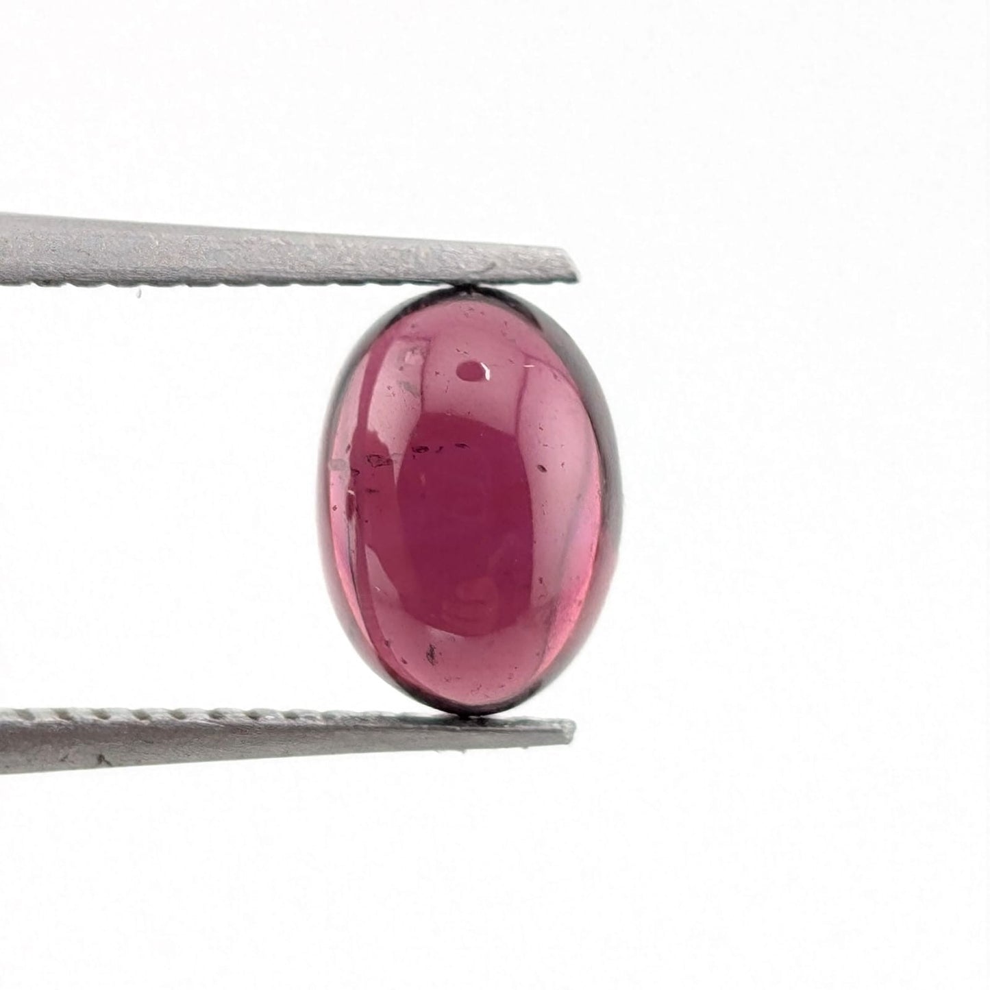 Granate Ovalado Facetado 7 x 5 mm