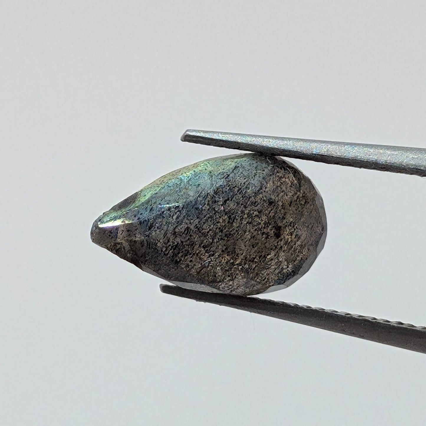 Briolette de Labradorita 11 x 6 mm