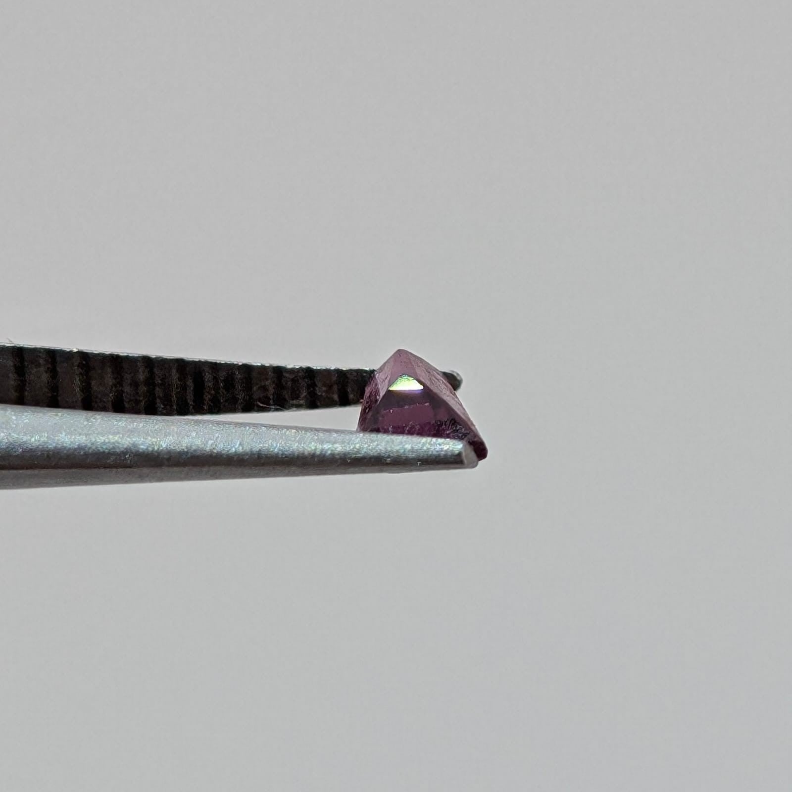 Rodolita Facetado Baguette 2 mm x 4 mm x 3 mm